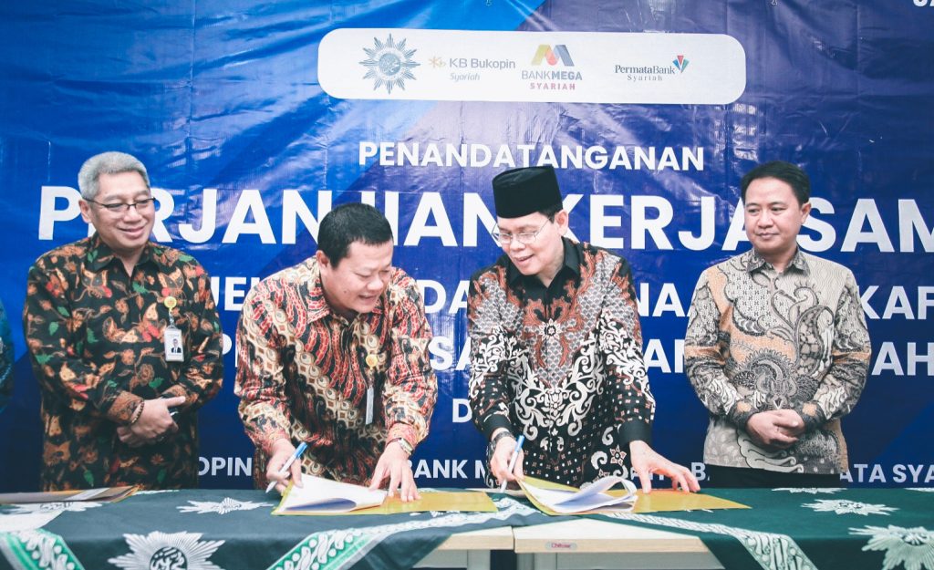 Kb Bukopin Syariah Jalin Kerja Sama Dengan Majelis Pendayagunaan Wakaf