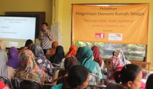 Home Credit Indonesia-literasi keuangan