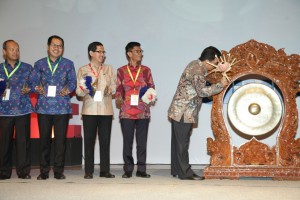 Pembukaan Seminar Acsic 1