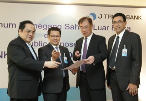 J Trust_Publice Expose 1