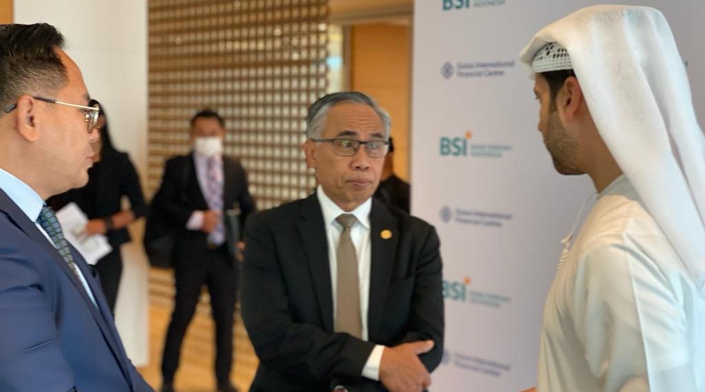 OJK dan Dubai FSA Perkuat Kerja Sama Industri Keuangan Syariah
