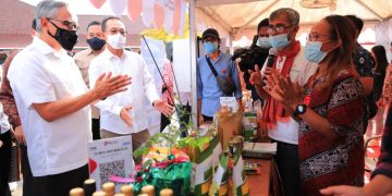 Bangkitkan Ekonomi, OJK Gelar Festival UMKM Toba Vaganza