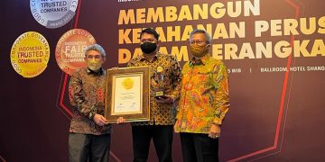 Mandiri Tunas Finance Dianugerahi Most Trusted Companies Award 2020
