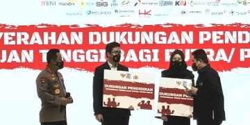 Sebanyak 2.651 Anak TNI Polri Raih Dana Pendidikan BUMN