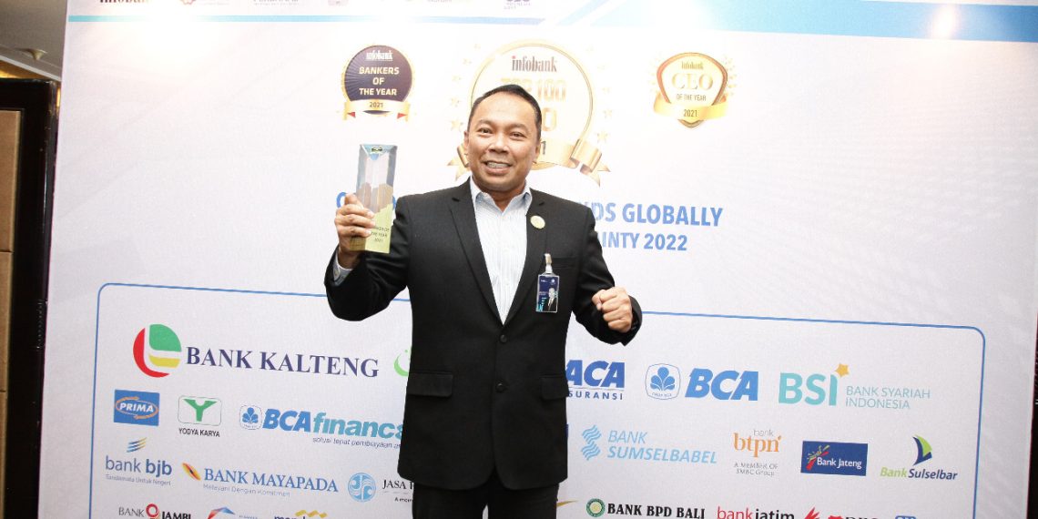 Menyelamatkan Bukopin, Rivan Purwantono Raih Banker of The Year 2021