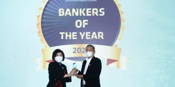 Sukses Mentransformasi, Lisawati Boyong Banker of The Year 2021 