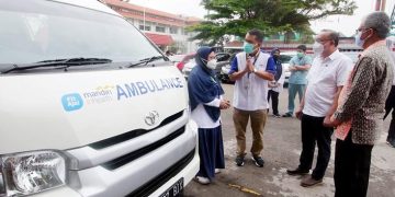 Mandiri Inhealth Serahkan CSR Satu Unit Ambulance kepada RS Pelni