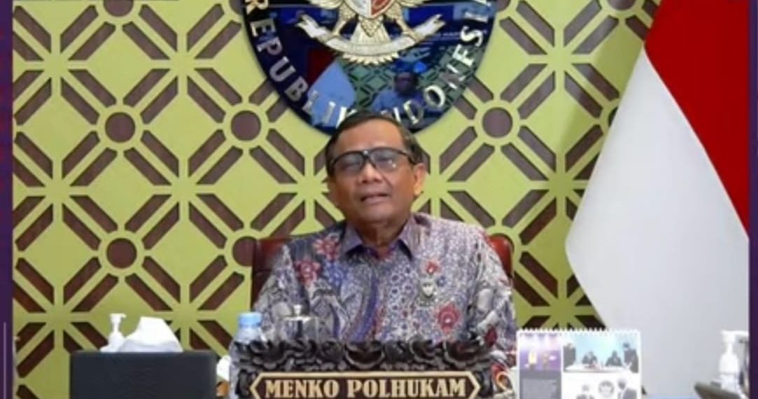 Mahfud MD: Keputusan Politik Penting untuk Tindak Pinjol Ilegal