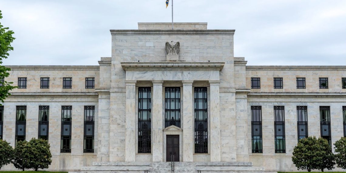 Paman Sam Jatuhkan Sanksi Pada Bank Sentral Rusia