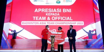 Rayakan Kemenangan BATC 2022, BNI Beri Tabungan ke Atlet Hingga Offcial