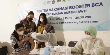 Dukung Pemerintah, AIA dan BCA Hadirkan Sentra Vaksinasi