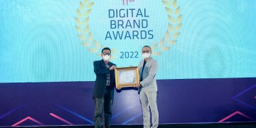Masuk Tiga Besar, Bank Nagari Terima Infobank Digital Brand Awards 2022