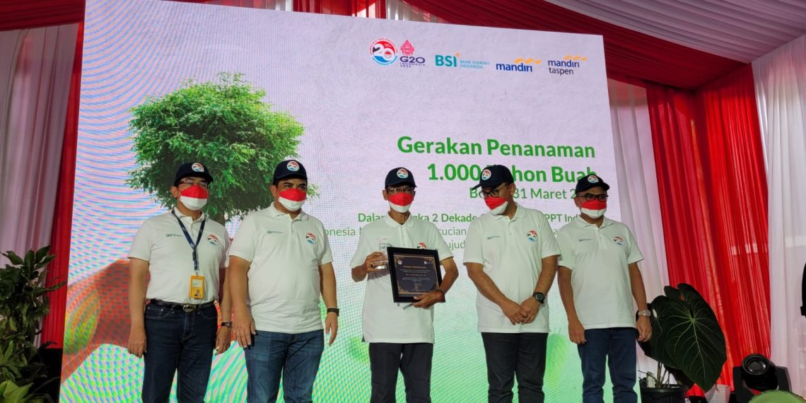 Dukung Keuangan Berkelanjutan, Mandiri Taspen Lakukan Penanaman Pohon