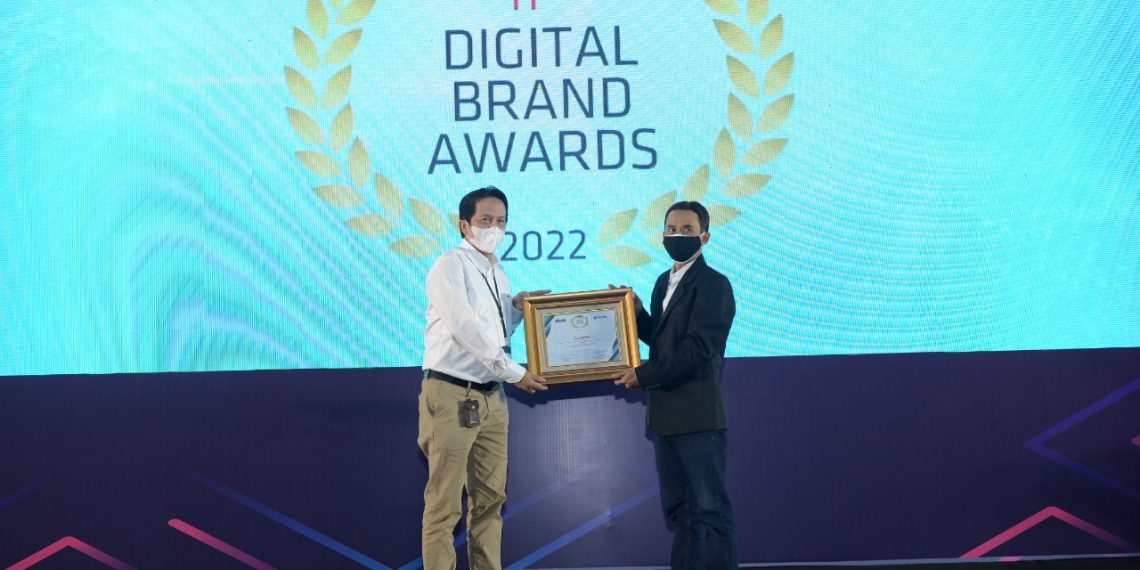 Danamon Borong 10 Award di Digital Brand Award 2022