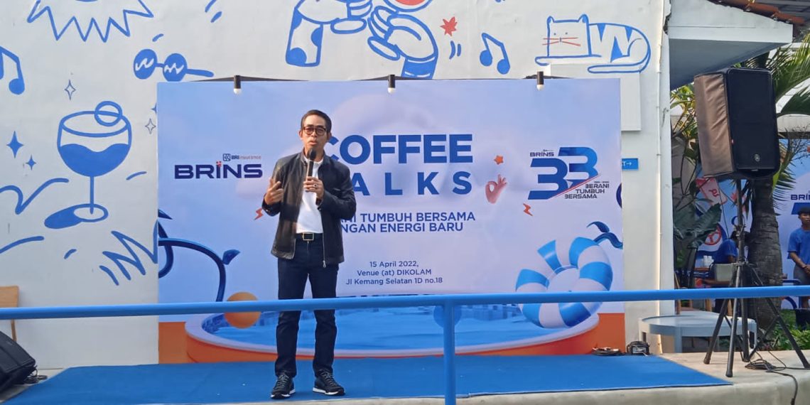 Tingkatkan Literasi Asuransi ke Milenial, BRINS Gaet Komunitas Motor Listrik