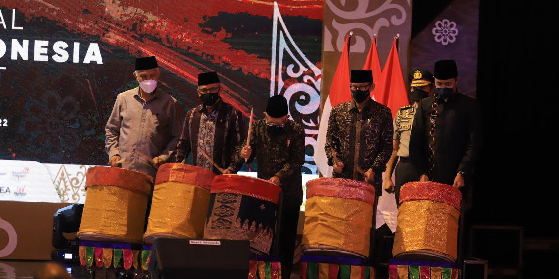 OJK Harap Gernas BBI Dorong Aktivitas Belanja Produk Lokal