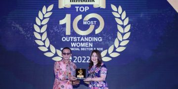 Catherinawati Hadiman Sugianto Sabet Penghargaan Outstanding Women 2022