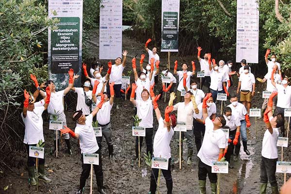 Dukung Ekonomi Berkelanjutan, BSI Bersama Industri Jasa Keuangan Dan ...