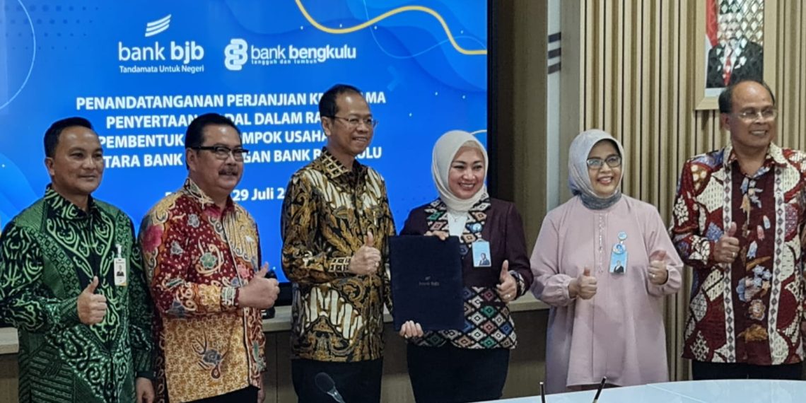 Bank BJB Tandatangani PKS Penyertaan Modal KUB ke Bank Bengkulu 