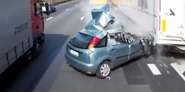 3 Hal yang Harus di Lakukan bila Terjadi Kecelakaan Mobil