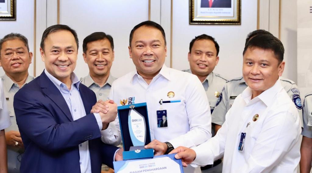 Raih Penghargaan, Jasa Raharja Komit Tumbuh Secara Berkelanjutan 