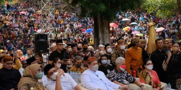 Tradisi Saparan Apem Yaa Qowiyyu, Gerakan Ekonomi Masyarakat