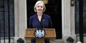Kegagalan Kebijakan Ekonomi Antarkan Liz Truss Mundur dari PM Inggris