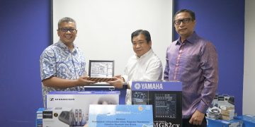 Fokus Pendidikan, BRI Finance Serahkan Bantuan kepada MM UI