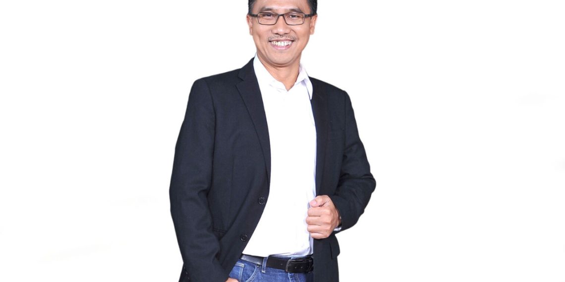 Dirut BRI Life Iwan Pasila Raih Penghargaan Top 100 CEO dari Infobank