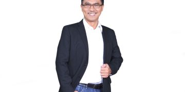 Dirut BRI Life Iwan Pasila Raih Penghargaan Top 100 CEO dari Infobank