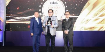Bos Bank DKI Raih Penghargaan Top 100 CEO 2022