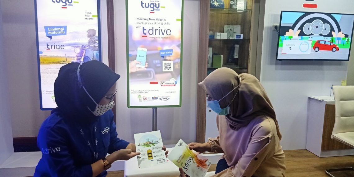 Tugu Insurance Raih Indonesia Financial Brand dan BUMN Awards 2022