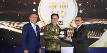 Direktur ACA Juliati Boddhiya Sabet Infobank Top 100 CEO 2022
