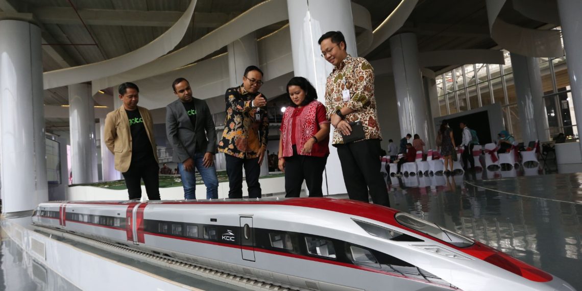 Grup GoTo dan KCIC Kolaborasi Permudah Masyarakat Akses Kereta Cepat