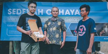 Bank Hijra Gelar Program Sedekah Cahaya