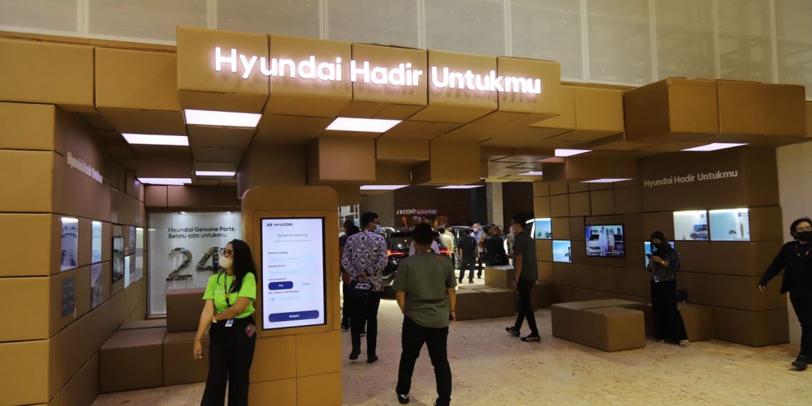 Unik, Hyundai Dirikan Booth Dari Bahan Sisa Pabrik