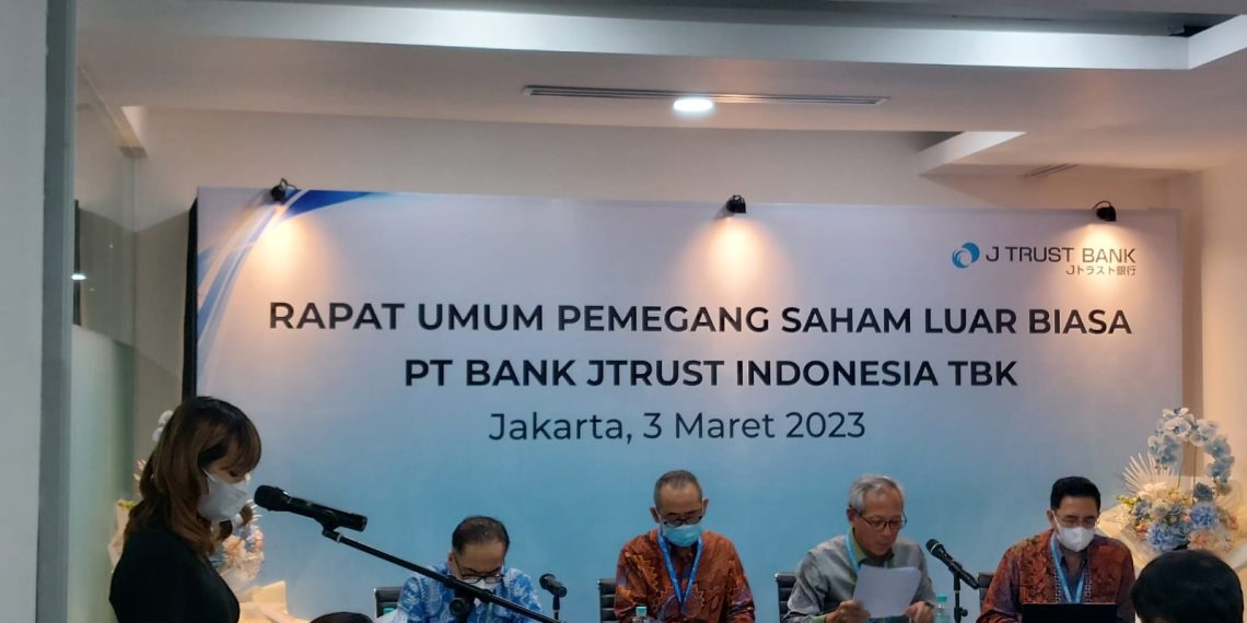 RUPSLB J Trust Bank Angkat Masayoshi Kobayashi Sebagai Wadirut