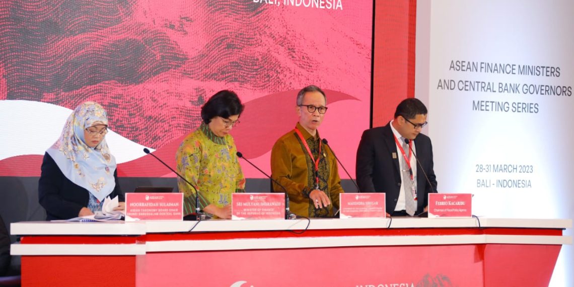 Transisi Energi Terbarukan Perkuat Ekonomi Kawasan