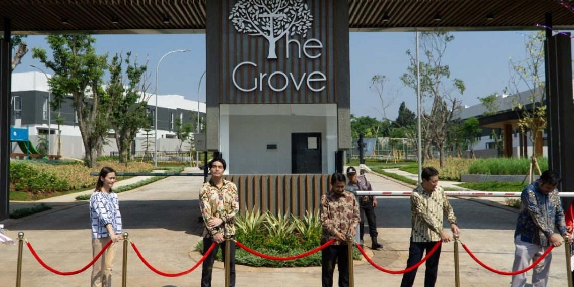 Pakuan & Anak Usaha Mitsubishi Corporation Handover Proyek The Grove