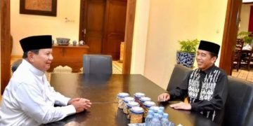 Lebaran Prabowo Silaturahmi ke Rumah Jokowi, Bahas Pilpres?