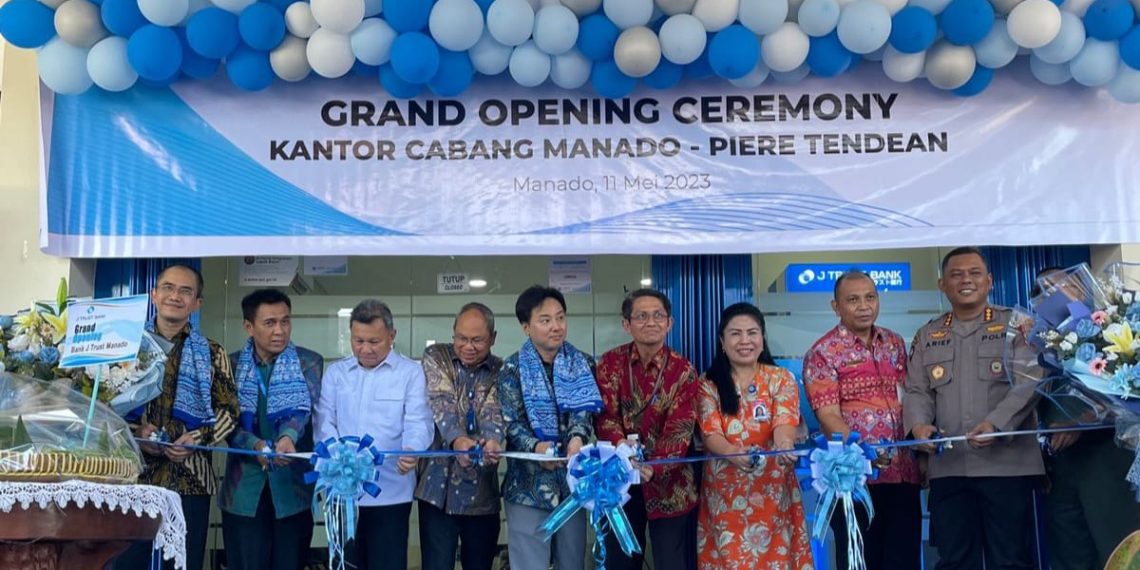 J Trust Bank Buka Kantor Cabang ke-44 di Manado