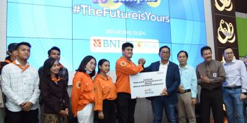 Jalankan Program TJSL, BNI Serahkan Bantuan Peralatan Outdoor Activity