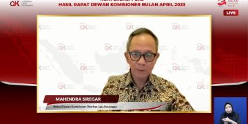 Ketua Dewan Komisioner OJK, Mahendra Siregar