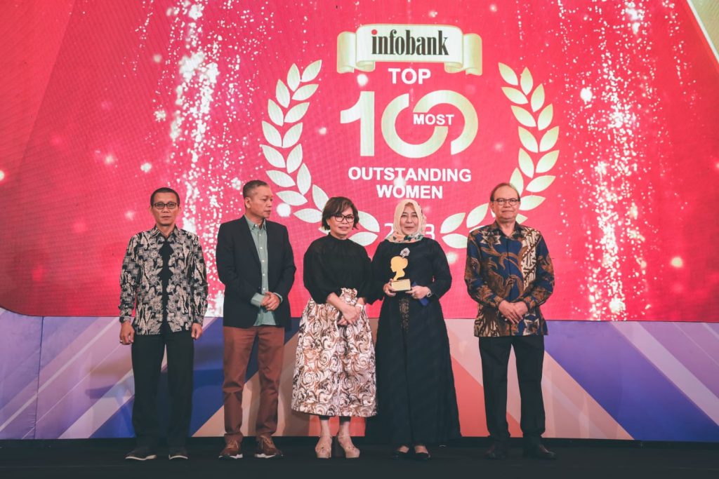 Jadi Wanita Inspiratif, Sri Mulyani Raih Top 100 Most Outstanding Women ...