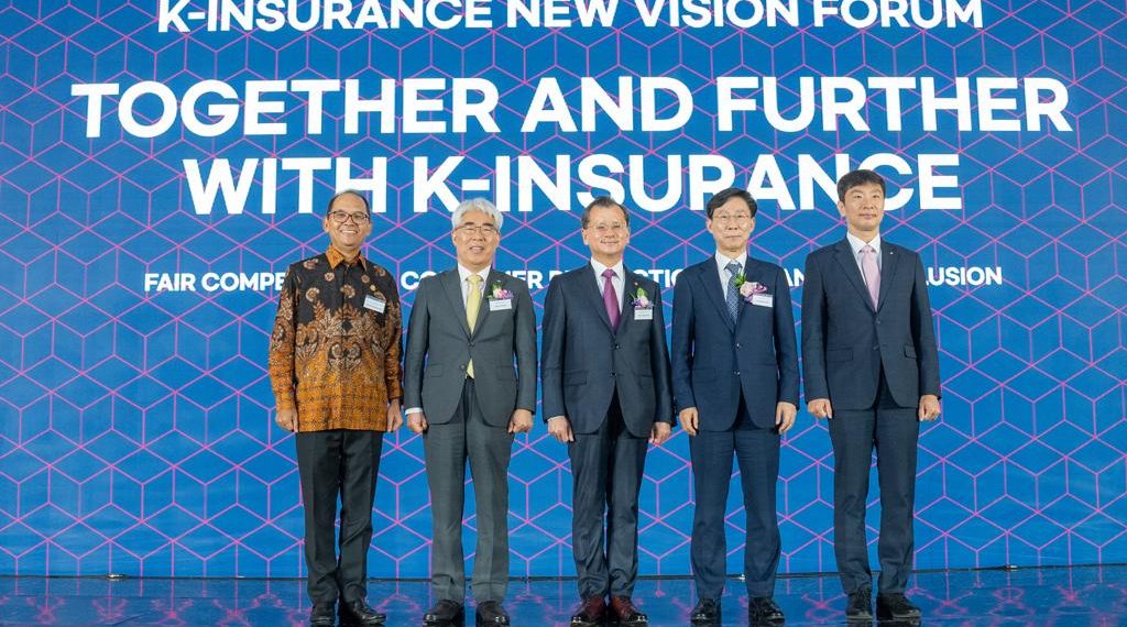 K-Insurance New Vision Forum Perkuat Industri Asuransi