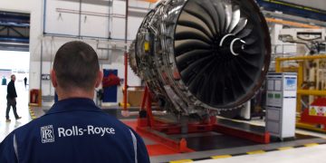 Rolls-Royce Holdings Plc Bakal PHK Ribuan Karyawan