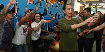 Nikmati Libur Idul Adha, Jokowi Sapa Warga di Malioboro Yogyakarta