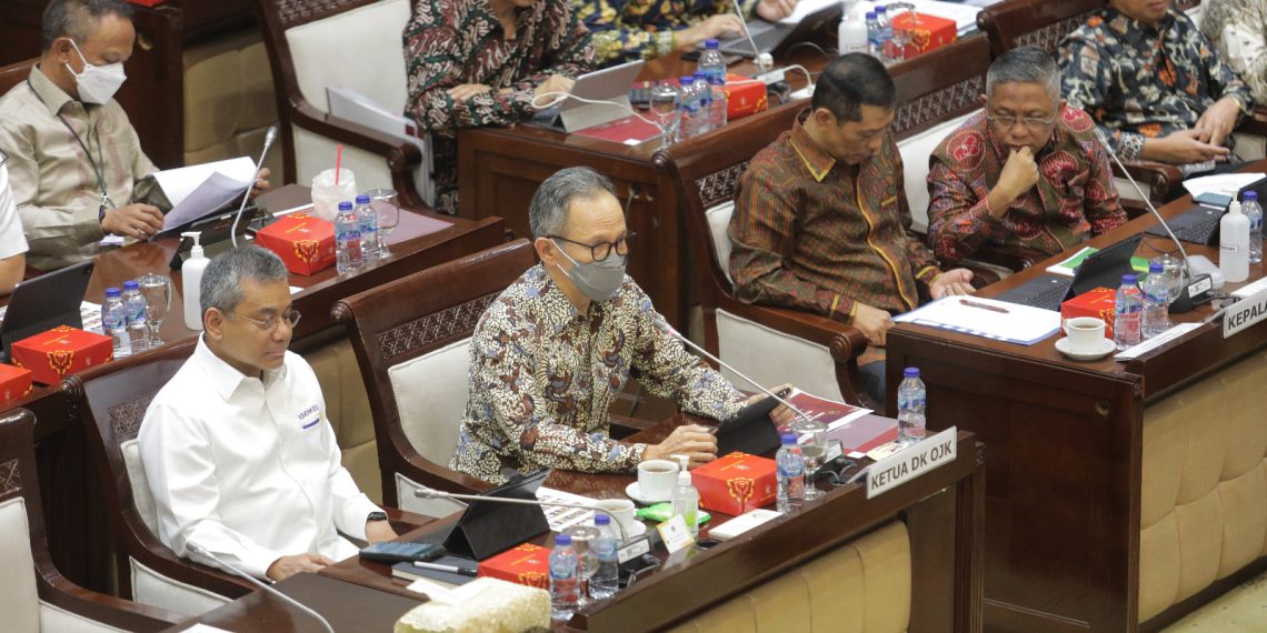 Bos OJK Sebut Sektor Pasar Modal RI Terjaga di Tengah Volatilitas Global