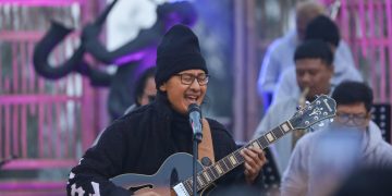 Mus Mujiono Feat Sweetswingnoff Bawa Penonton Jazz Gunung Bromo 2023 Nostalgia