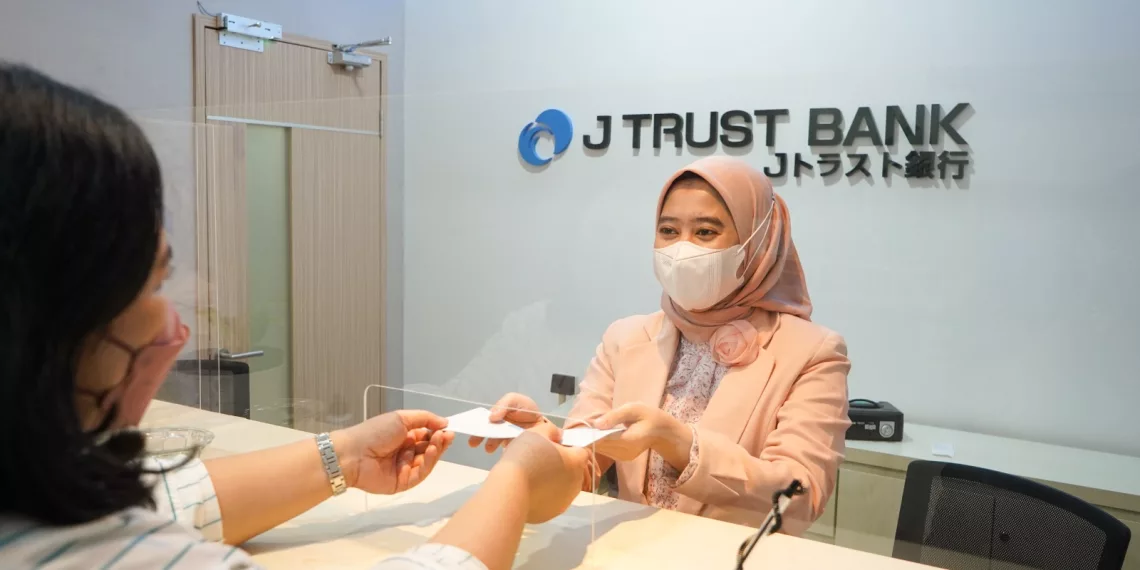 J Trust Bank